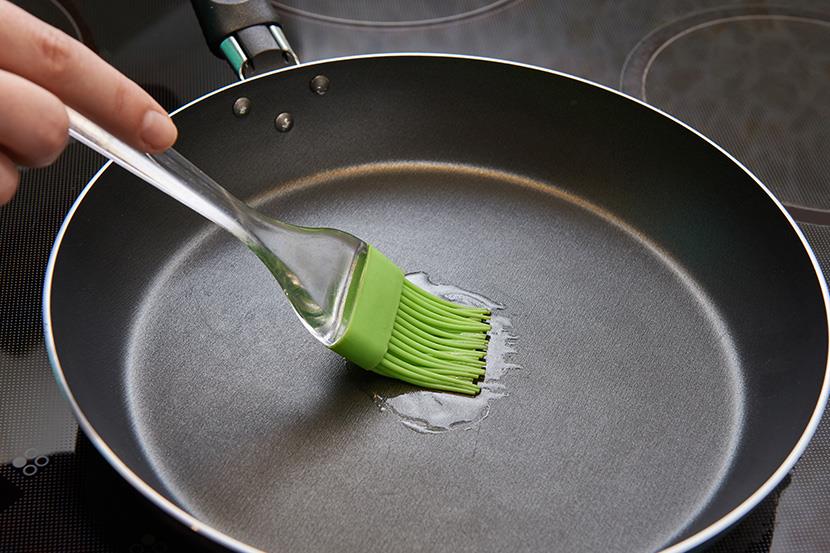 How to Clean a Nonstick Pan